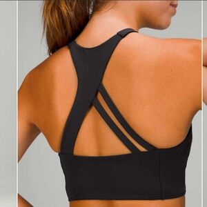 Lululemon Strong Lines Bra